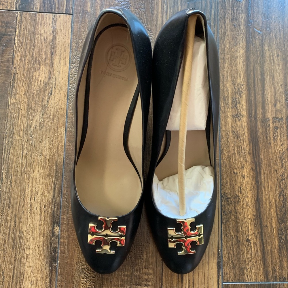 Brand new in box Tory Burch wedge heels size 10.5